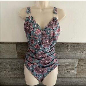 Spanx Love Your Assets by Sara Blakely one-piece swimsuit size Large